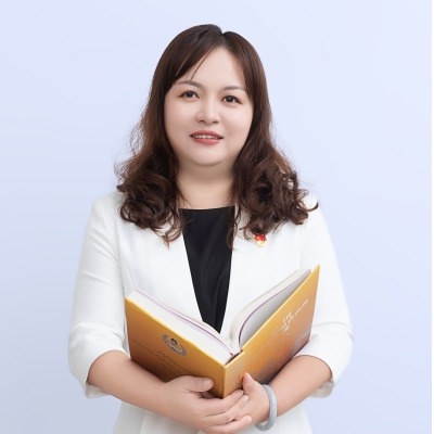 吴铭英