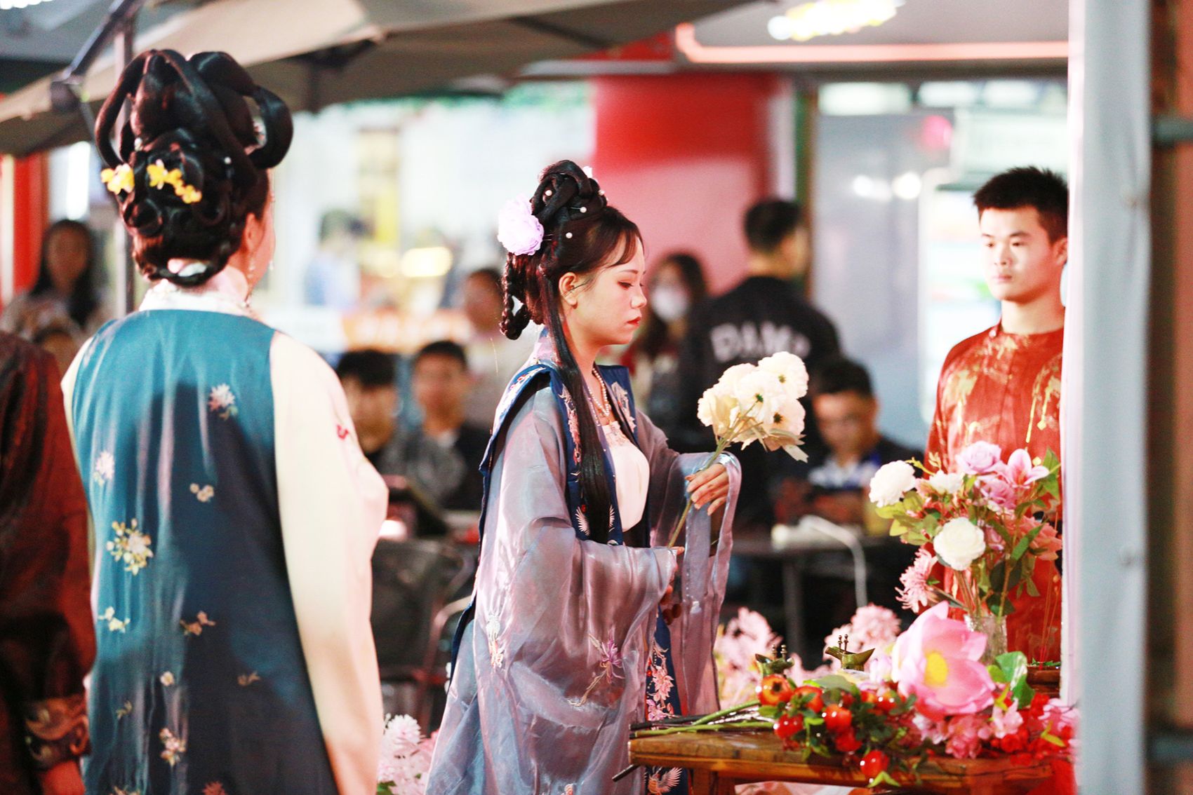 广西英华国际职业学院倾尽汉服社花朝节活动