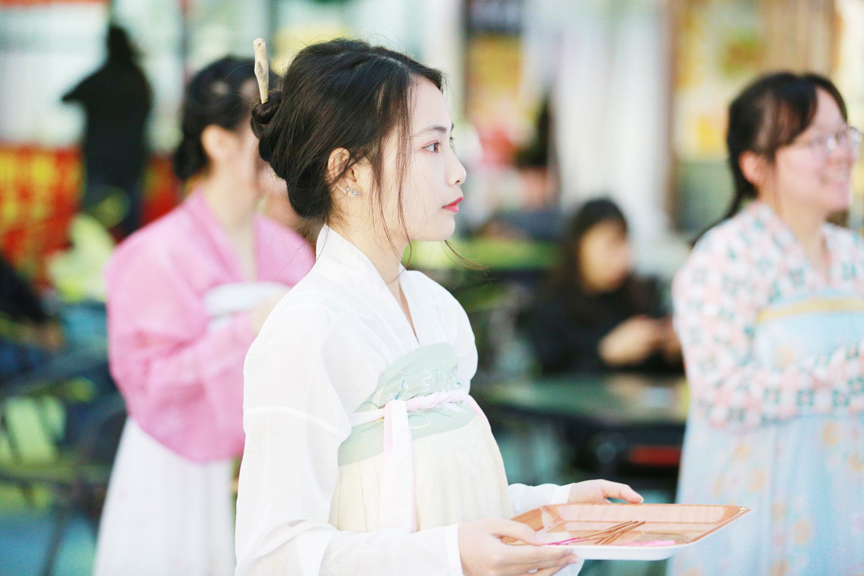 广西英华国际职业学院倾尽汉服社花朝节活动